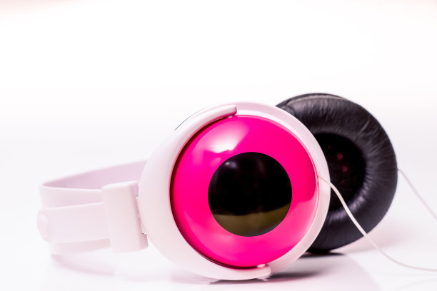 听音乐的耳机。音频技术图片下载