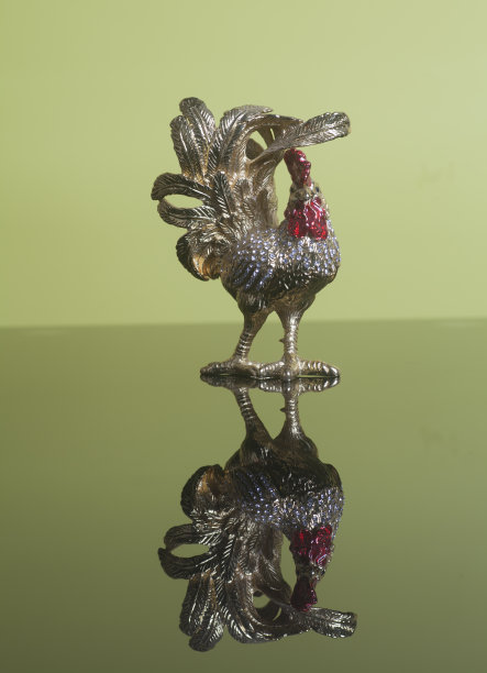 金色的鸡图图片下载