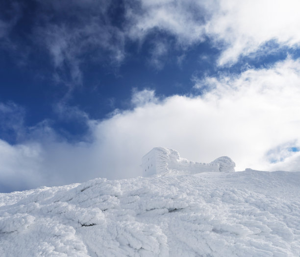 山顶上的老天文台图片下载