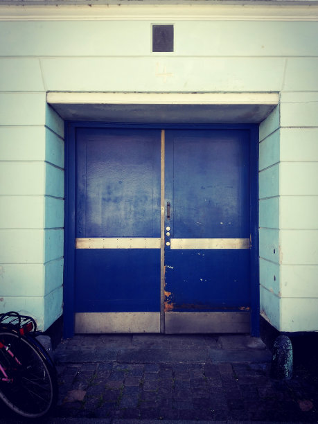 门在平行回转图片下载