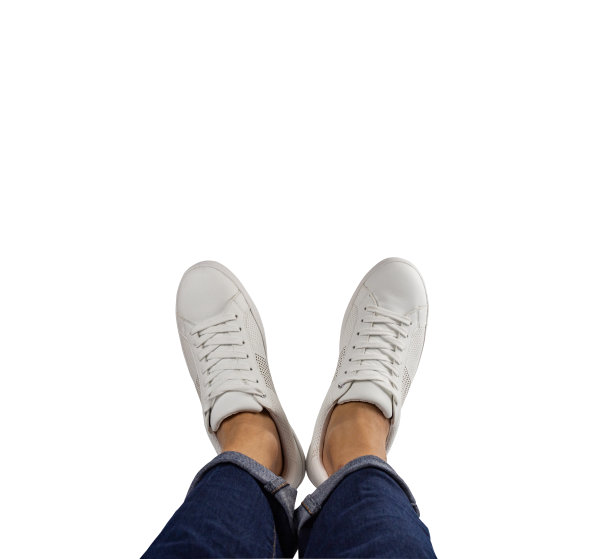 腿放置孤立的白色背景，与剪切路径图片下载