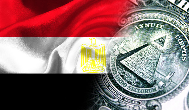 波浪状织物表面上的埃及国旗图片下载