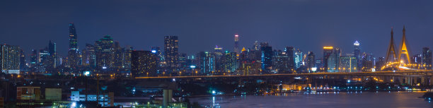 东南亚最大的城市之一，摩天大楼全景城市景观现代办公商业大厦在曼谷商业区，景观曼谷泰国。图片下载