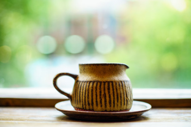 老上厕所图片下载