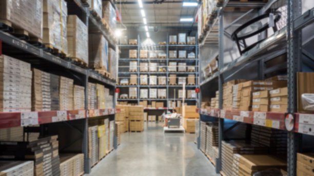 大型购物中心的模糊仓库图片下载