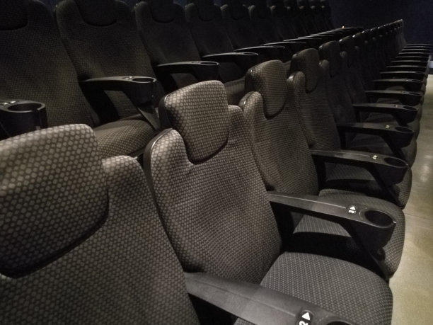 空电影院大厅图片下载