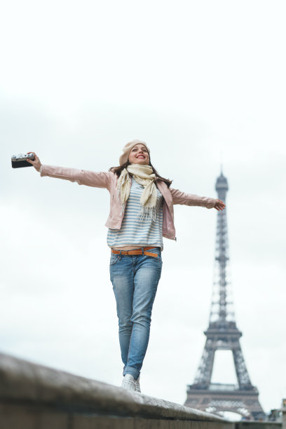 年轻的摄影师图片下载