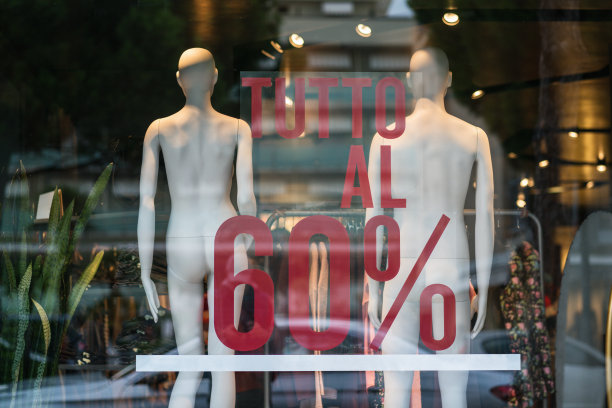 橱窗里的人体模型图片下载