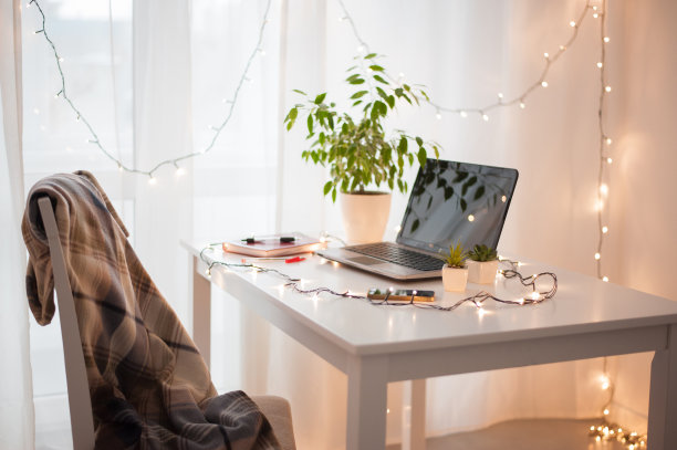 自由职业者在家工作的地方图片下载