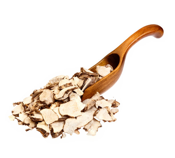 白芍、当归或人参上木勺。高分辨率的照片。图片下载