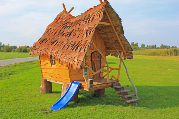 剧场在公园图片下载