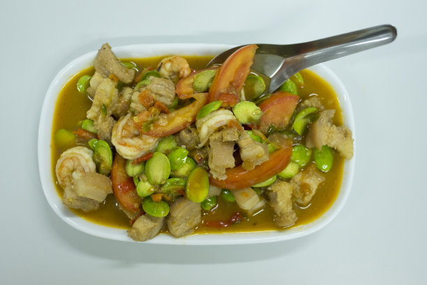 虾仁五花肉/白盘苦豆炒花豆。图片下载