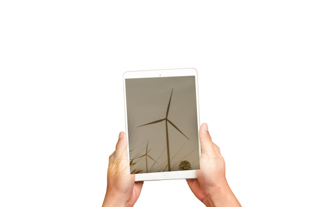 男人手中的数字平板电脑图片下载