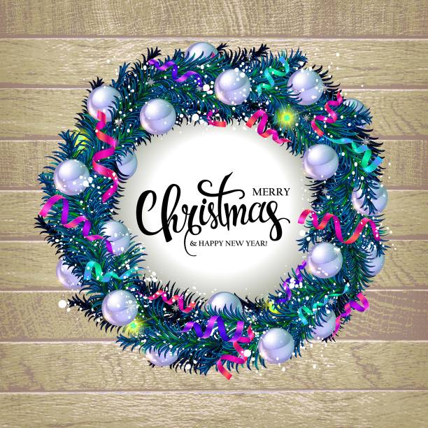 用冷杉树枝装饰的圣诞花环图片下载