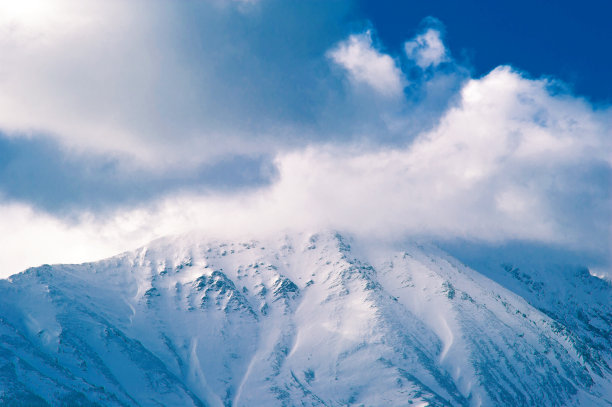 圣诞冬天的雪景图片下载