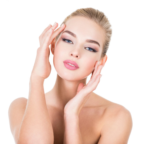 年轻漂亮的女人，有着健康的皮肤。图片下载