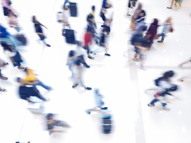 高峰时间的人图片下载