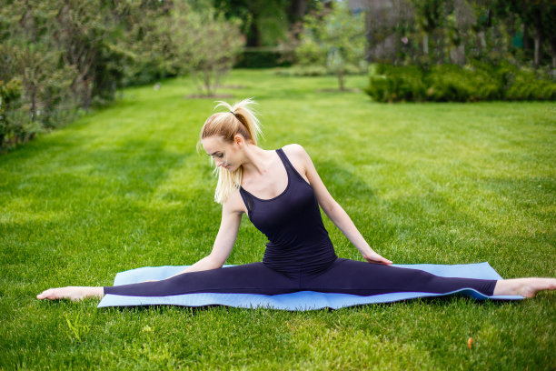 瑜伽图片素材ID：323806896