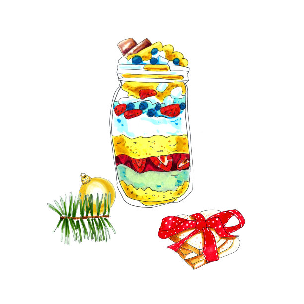 奶油黄色层甜点，草莓，蓝莓和饼干在玻璃罐与圣诞树球，礼物饼干和松树枝。图片下载