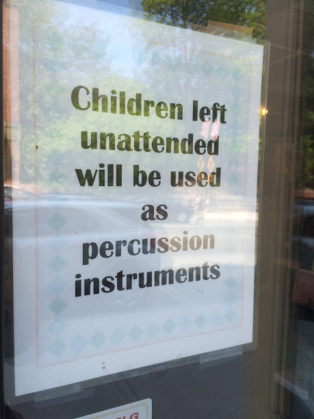 商店的预警信号图片下载