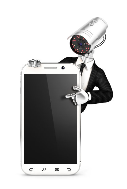 3d安全人员的摄像头指向空白的智能手机图片下载