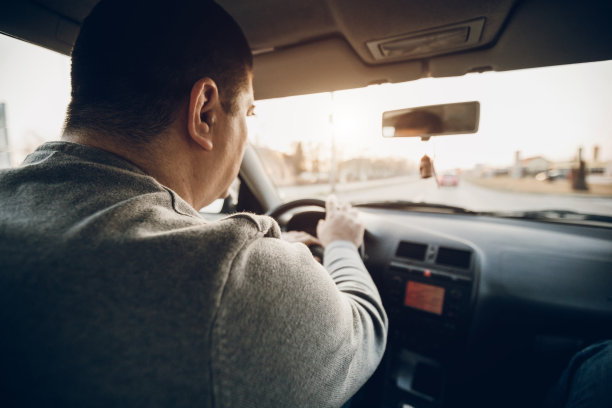 驾驶汽车图片下载