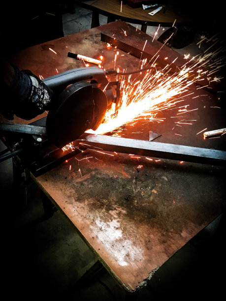 金属切割、粘合、还图片下载