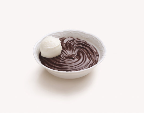 有机健康自制巧克力布丁配香草冰淇淋图片下载