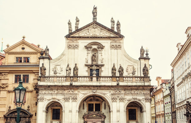 捷克布拉格的圣萨尔瓦多教堂图片下载