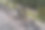 在修路工程中，挖掘机用液压锤钻压碎混凝土路面。道路检修，维修地点图片下载