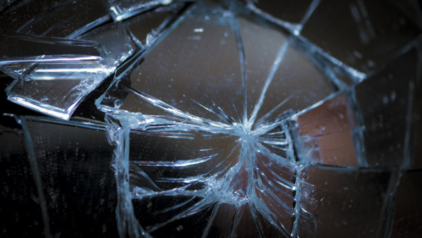 碎玻璃碎片或碎玻璃碎片图片下载