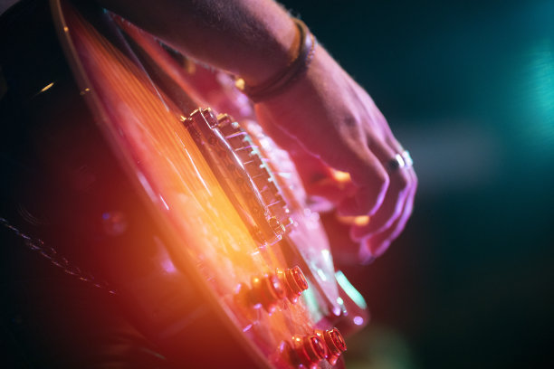 玩e-guitar图片下载