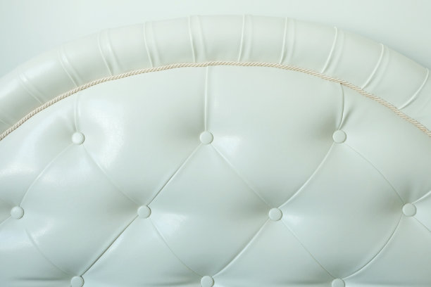 皮床床头板。图片下载