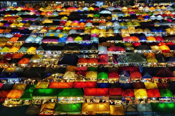 火车夜市Ratchada。图片下载