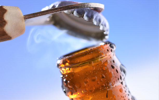 啤酒瓶图片下载