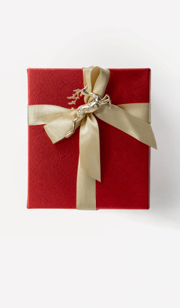 红色礼品盒孤立在白色背景图片下载