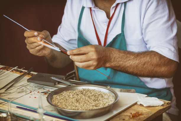 土耳其传统玻璃艺术家图片下载