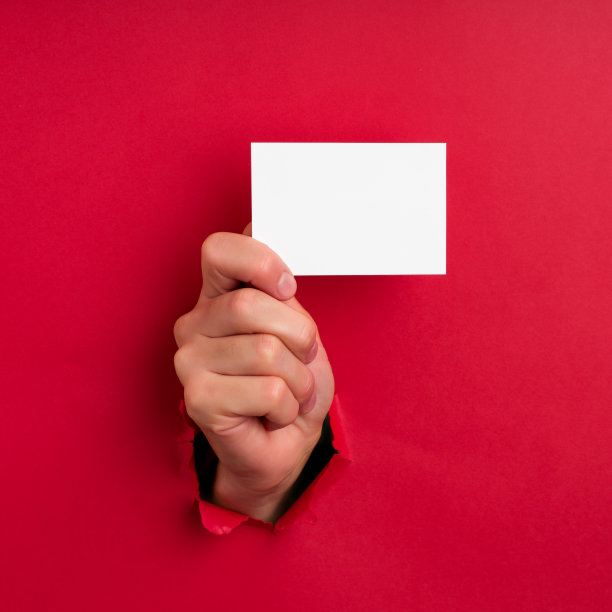 展示名片的人的手图片下载