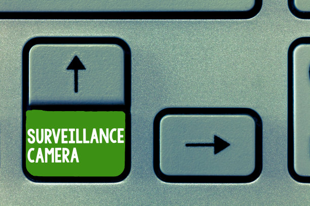 显示监控摄像头的文字标志。概念照片闭路电视在监视器上发射信号图片下载