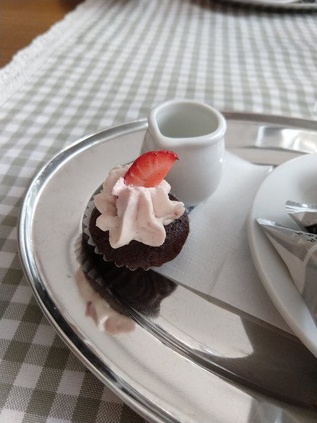 甜蜜的蛋糕。图片下载