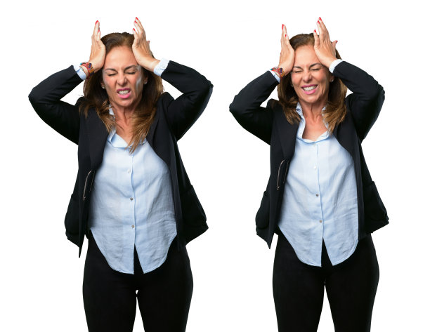 惊恐和紧张表现出焦虑和惊慌的姿态，不知所措图片下载