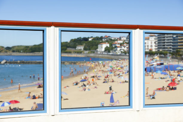 法国圣让·德·卢茨海滩图片下载