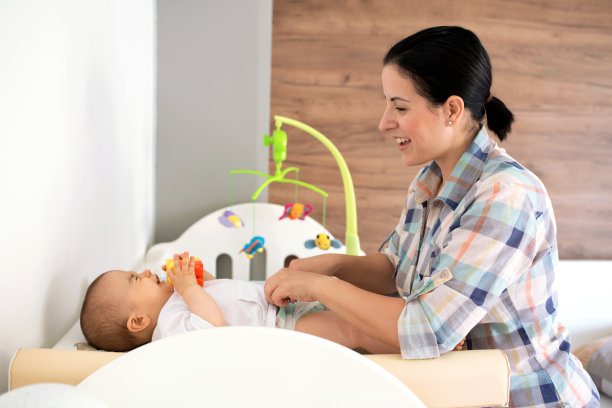 看来有人需要换尿布了图片下载