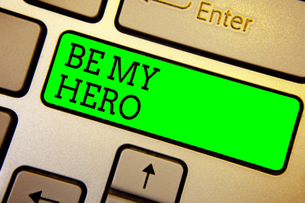 写写“做我的英雄”的便条。商业图片展示有人要求得到一些英勇的行动为他键盘绿色键意图计算机计算反射文件。图片下载