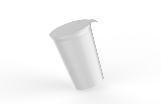 光滑的圆形塑料罐，用锡箔盖，用来装酸奶油、酸奶、果酱和甜点图片下载