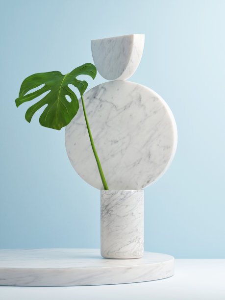 蓝色墙壁背景上的抽象构图图片下载