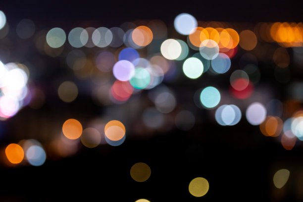 城市散景。抽象的圣诞背景图片下载