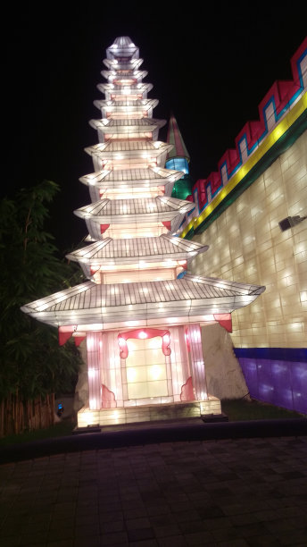 灯具“Meru”，巴厘岛图片下载