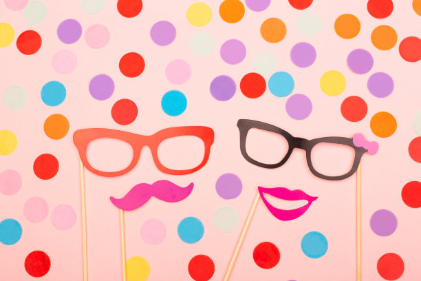 许多照相亭道具图片下载