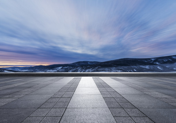 冬天日出/日落山景图片下载